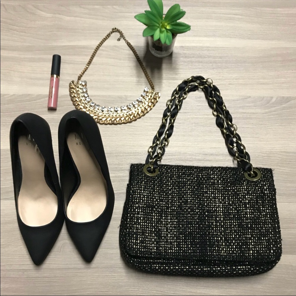 Classic matte black stiletto pumps
